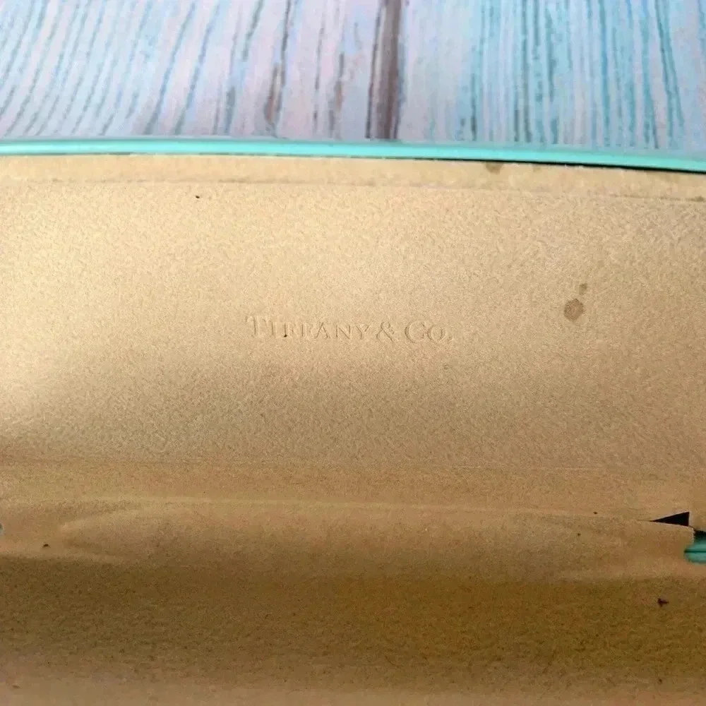 Tiffany and co glasses case ONLY
